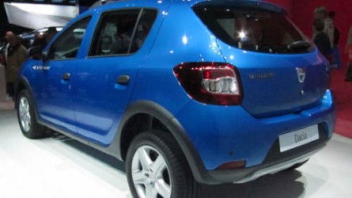 Dacia Sandero, ironizată la Top Gear